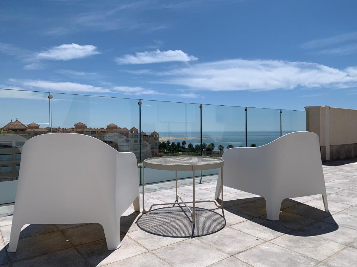 Penthouse With Wide Terrace Next To The Ocean Leilighet Huelva Eksteriør bilde