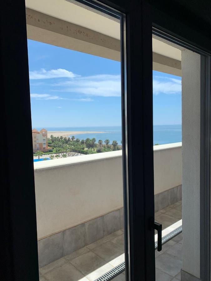 Penthouse With Wide Terrace Next To The Ocean Leilighet Huelva Eksteriør bilde