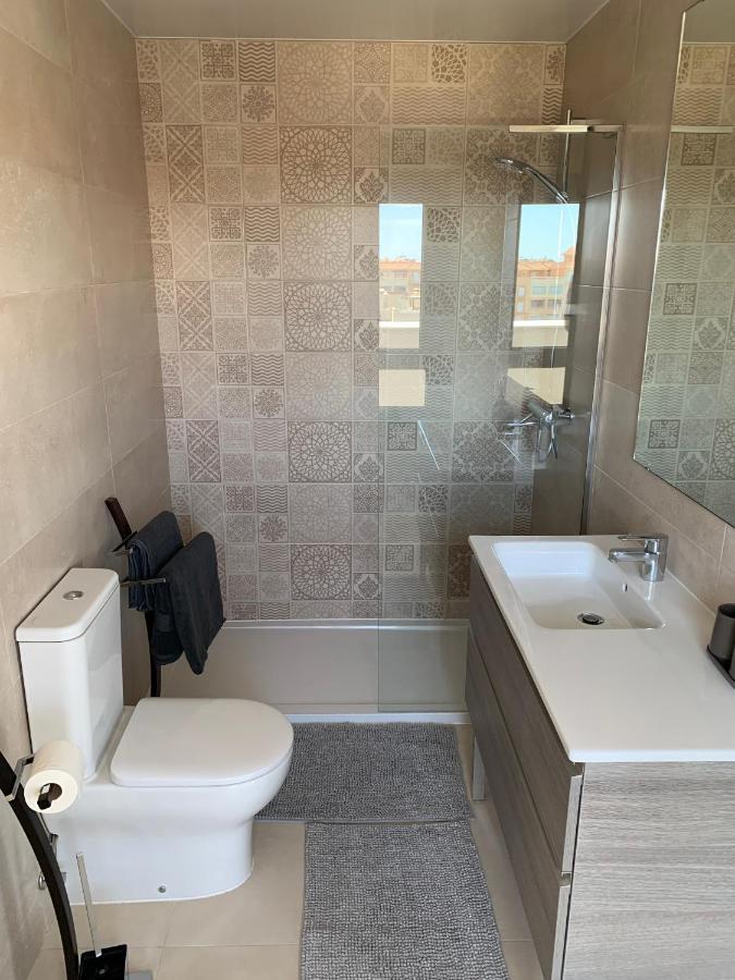 Penthouse With Wide Terrace Next To The Ocean Leilighet Huelva Eksteriør bilde